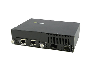 Perle 05071124 SMI-10G-XTSH - 10 Gigabit Ethernet IP-Managed Stand-Alone Media Converter with one XFP slot (empty) and one SFP+ by PERLE