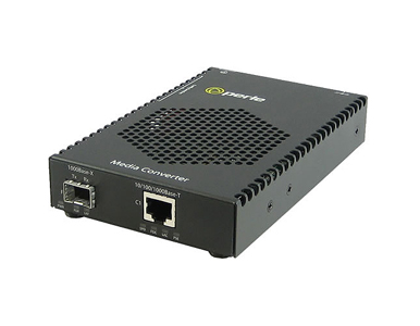 Perle 05090560 S-1110P-SFP-XT - 10/100/1000 Gigabit Ethernet Standalone Industrial Temperature Media Rate Converter with PoE Pow by PERLE