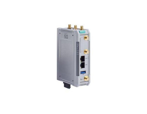 Moxa CCG-1520-T - Industrial private 5G  3GPP R15 cellular gateway, IP30, N79 band, -40 to 70°C operating temperature by MOXA